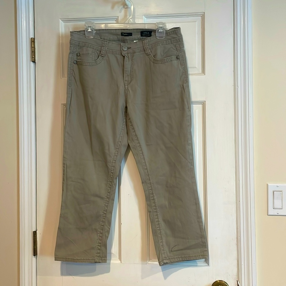 Mika Cropped Khaki Pants